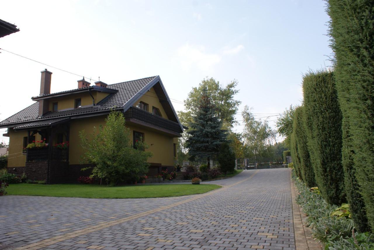 Отель Agrogosia Czajowice Экстерьер фото