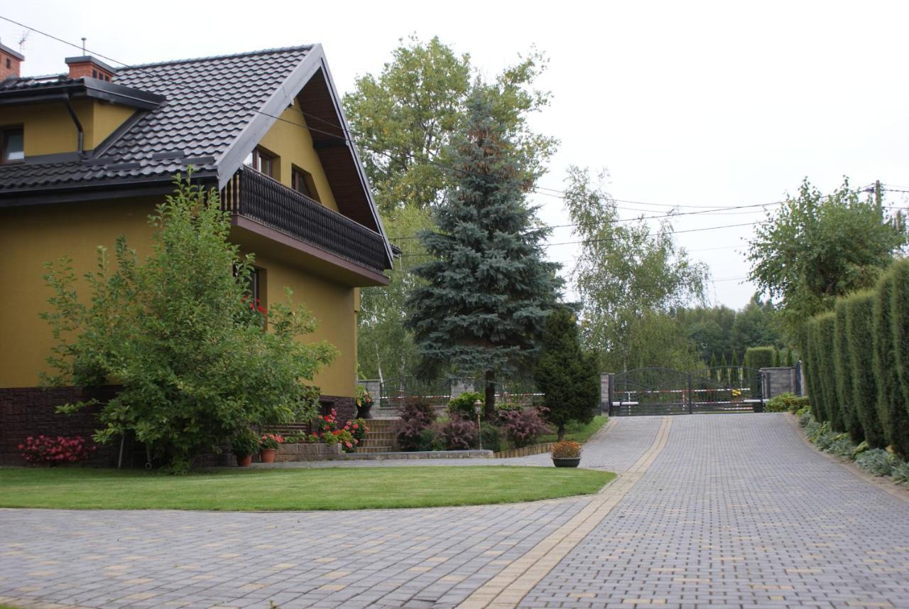 Отель Agrogosia Czajowice Экстерьер фото